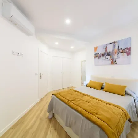 Debbie & Cris House By Mth Tatil Evi Machico (Madeira)