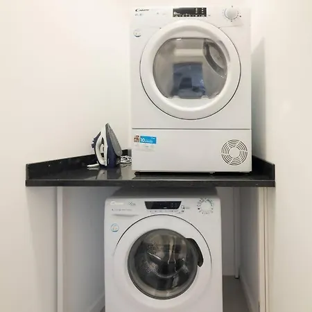 Debbie & Cris House By Mth *