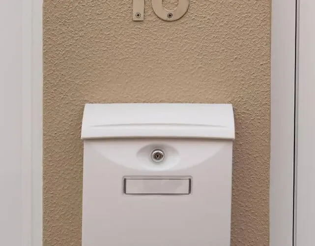 בית נופש Debbie & Cris House By Mth *