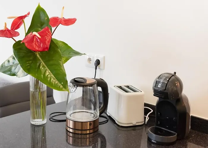 Debbie & Cris House By Mth 펜션